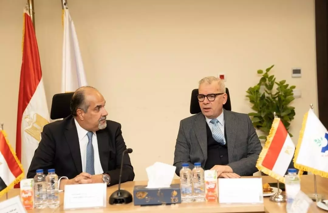 F15177aa6934a98e781e304fb7ccfcce