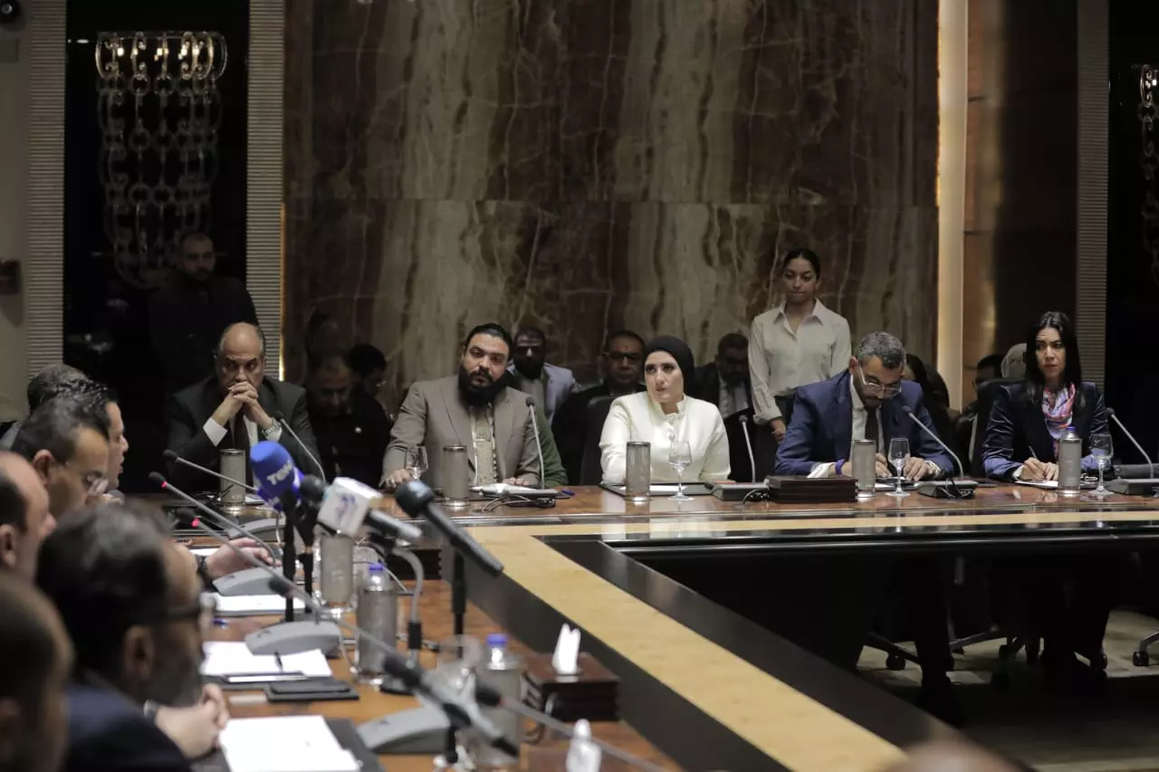 F31eabc9a25c142dc5a4bef8cea01833