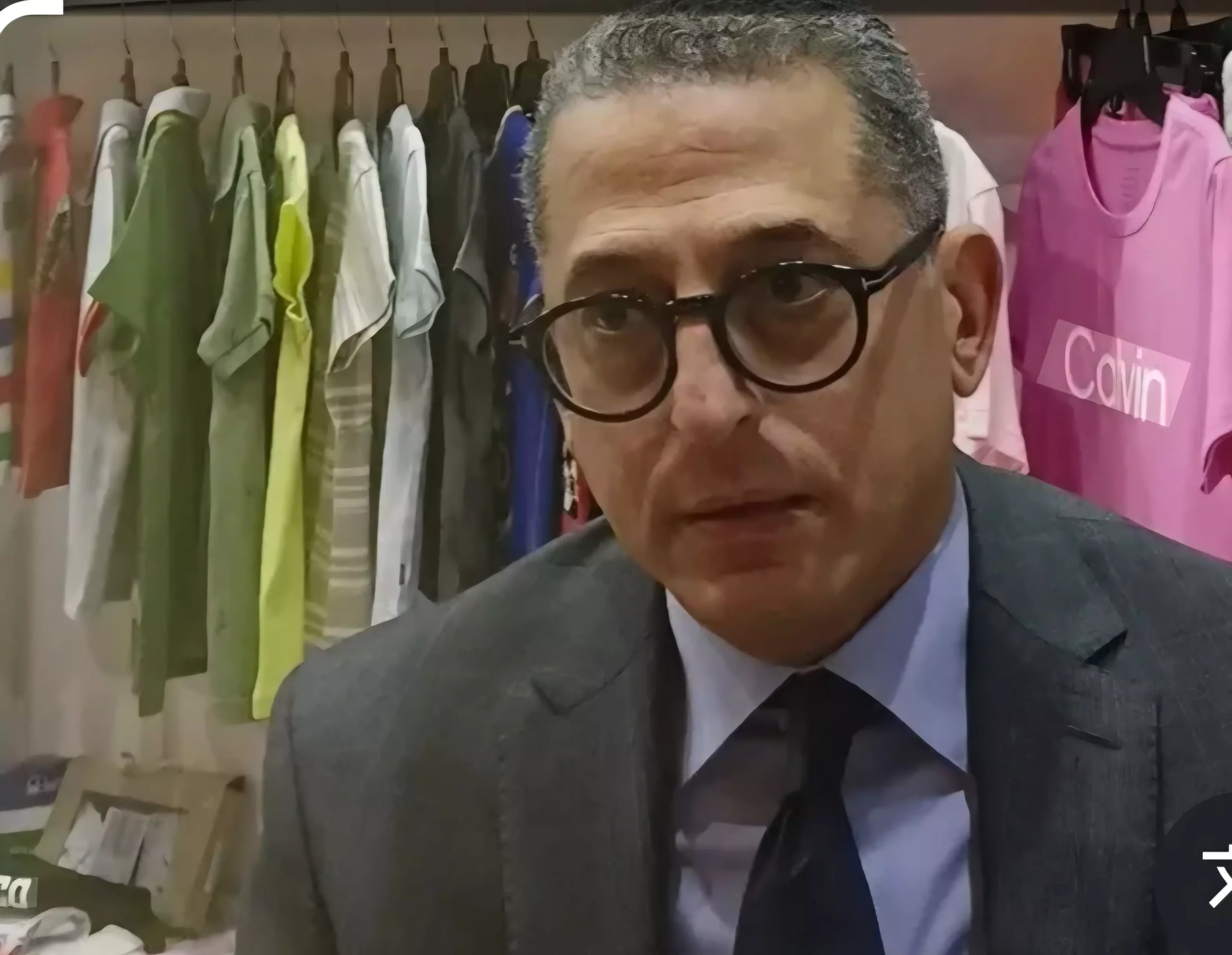 F6bb73aa8300348b15f64e2119863f72