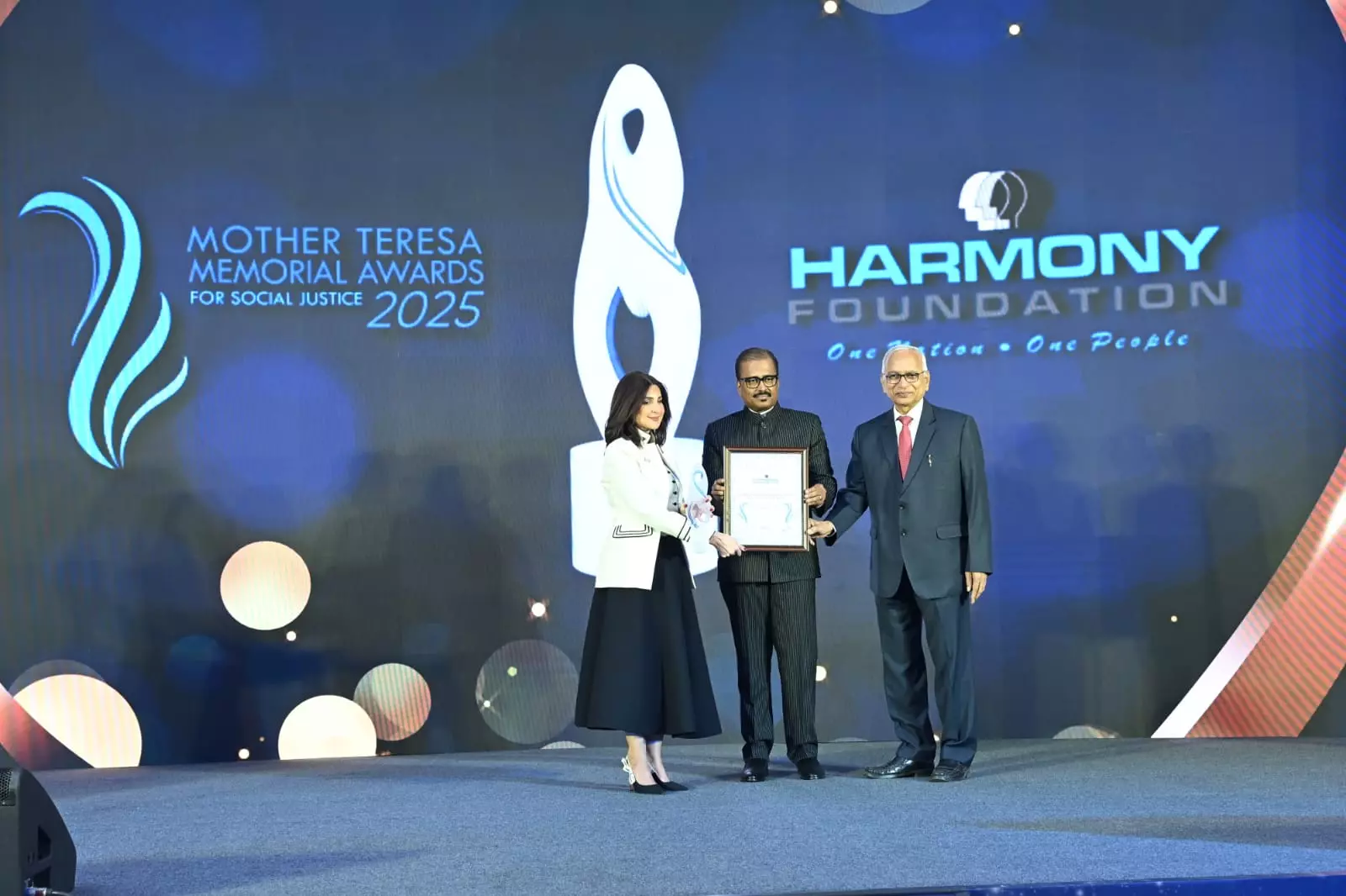 F9a3c4b3414966a2955e358925410180