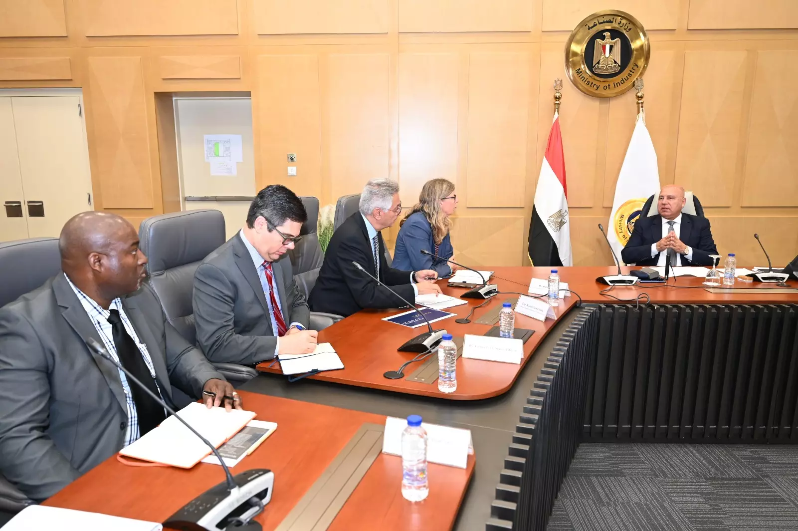 Fc3345d3aed324fb1f587b7218b5bc1a