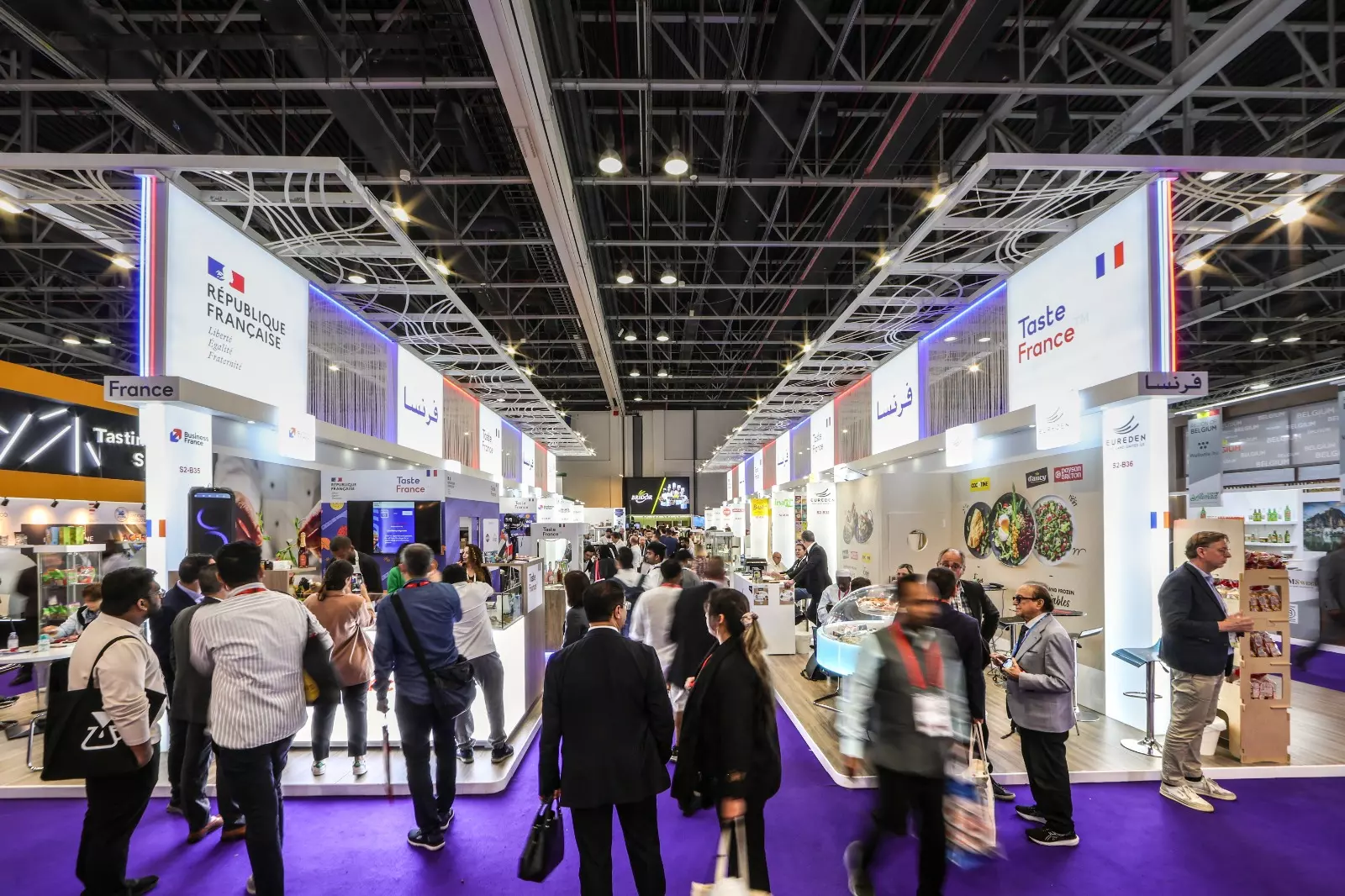 0161b944dbd24e4904c22a82f1135186