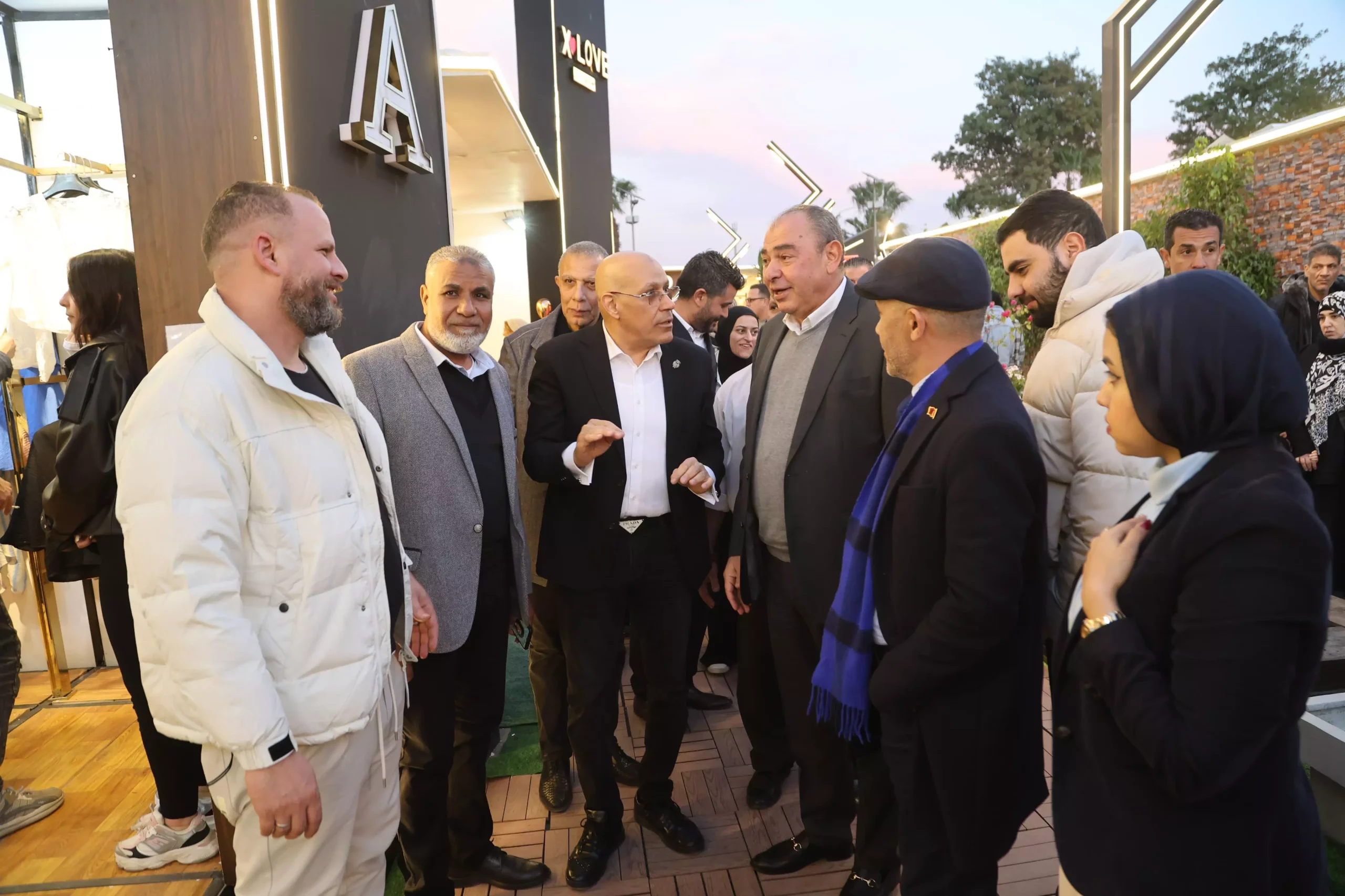 د. محمد الشريف: إقامة «بيراميدز فاشون شو» بالتوازي مع الدورة 79 لمعرض «Cairo Fashion & Tex» بمشاركة مصممين عالميين