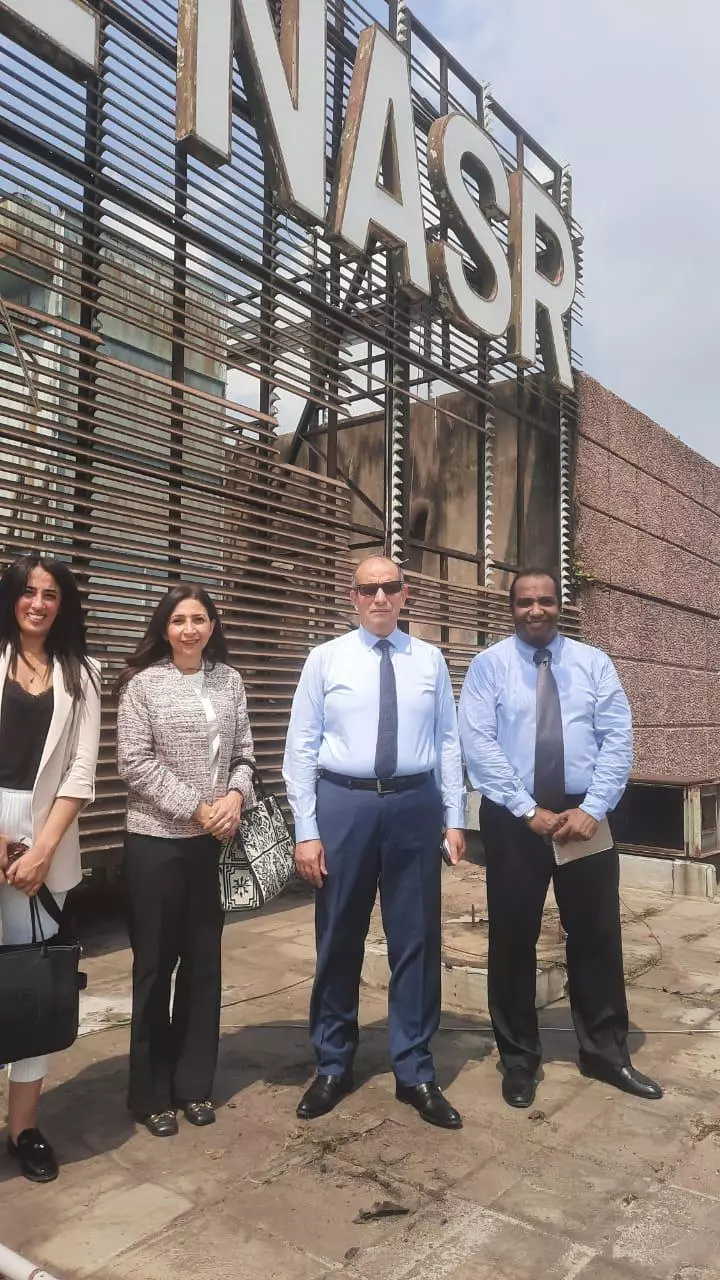 40b415e38d884692bff0da88af3aaa82