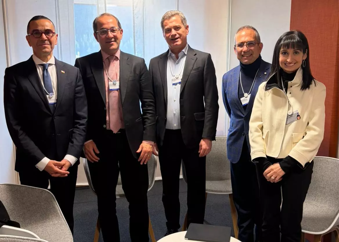 435ccdcb342b1fdb60466a957ee0562e