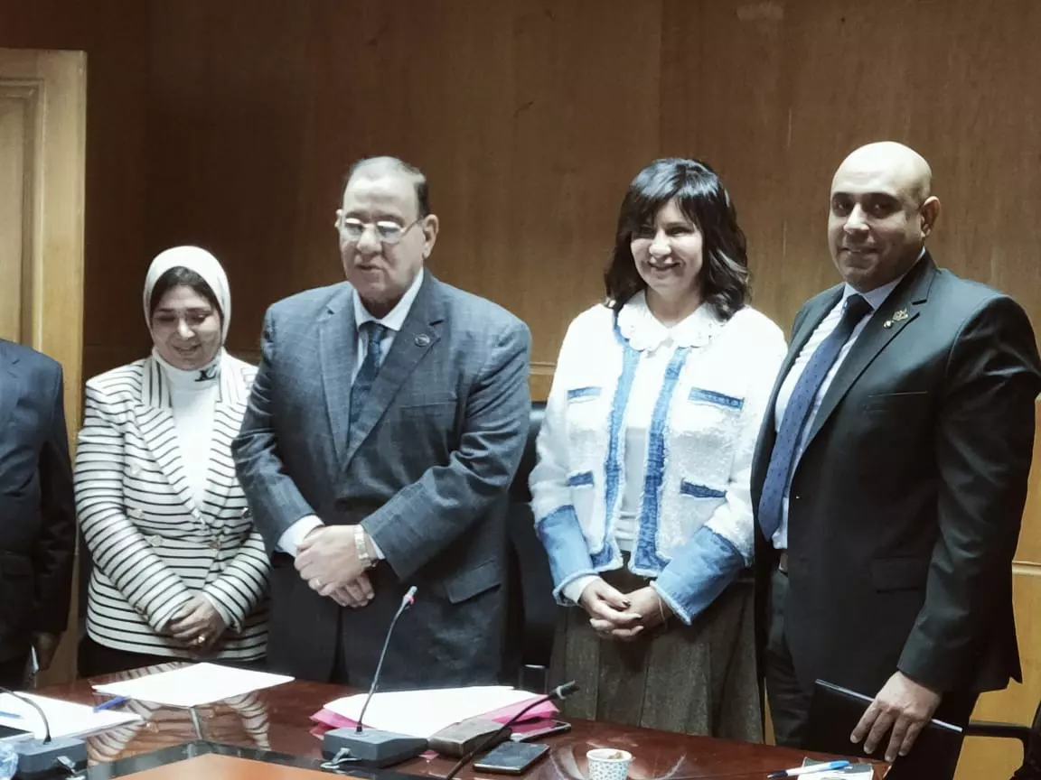 69d05c3faff5e14f9100afa8cab0c969