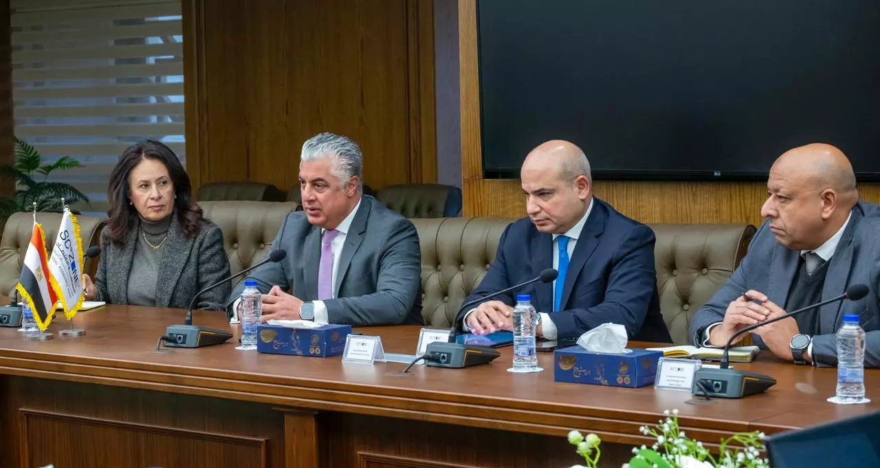 82c5a85292364b7e66c6dd64a56b9646