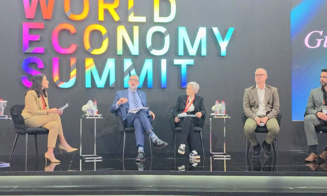 8358c8cf43228b447fed95ba639ac6c4