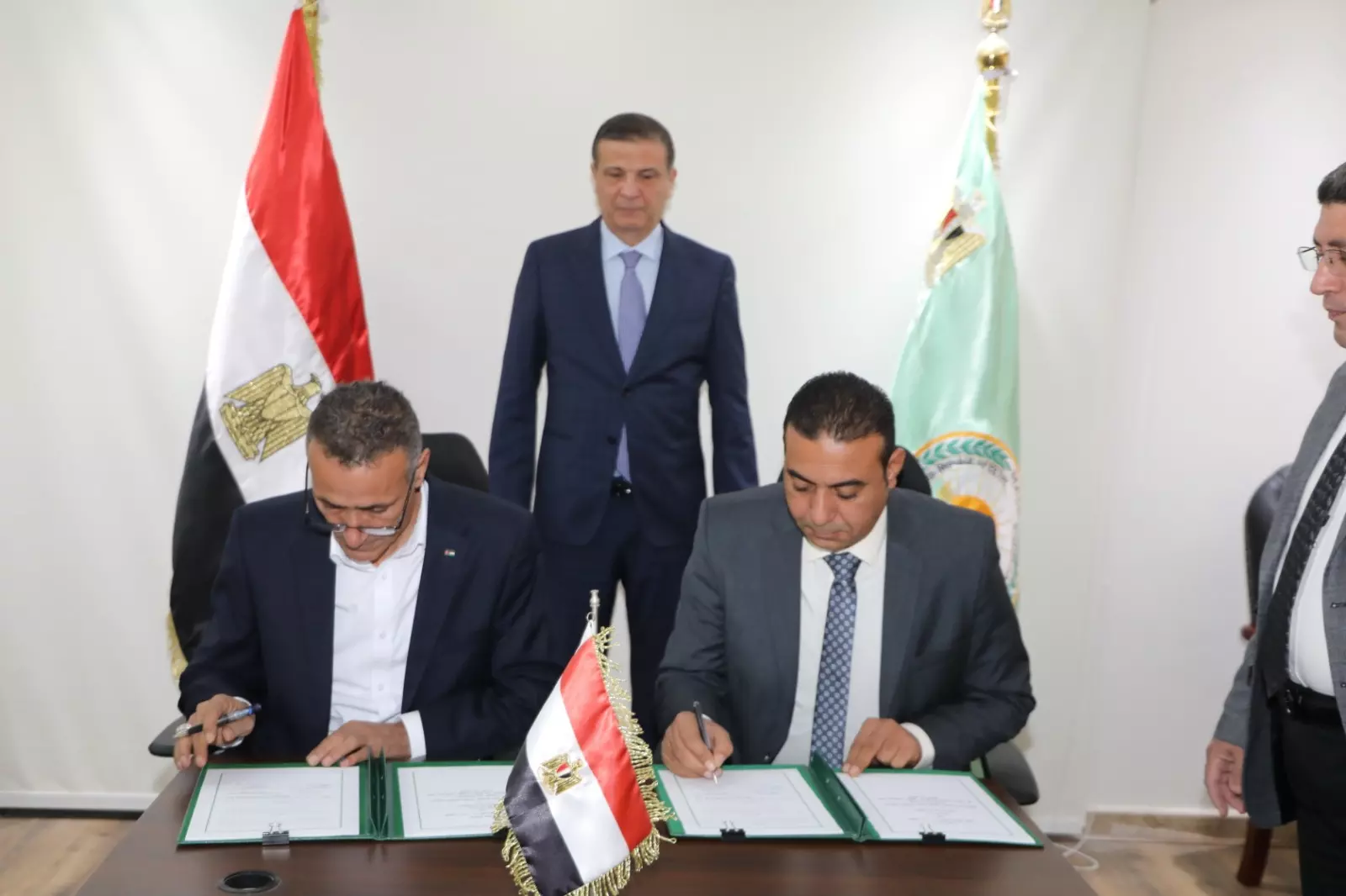 Dc0e70b6d42d1a62c603a009bacd7a65