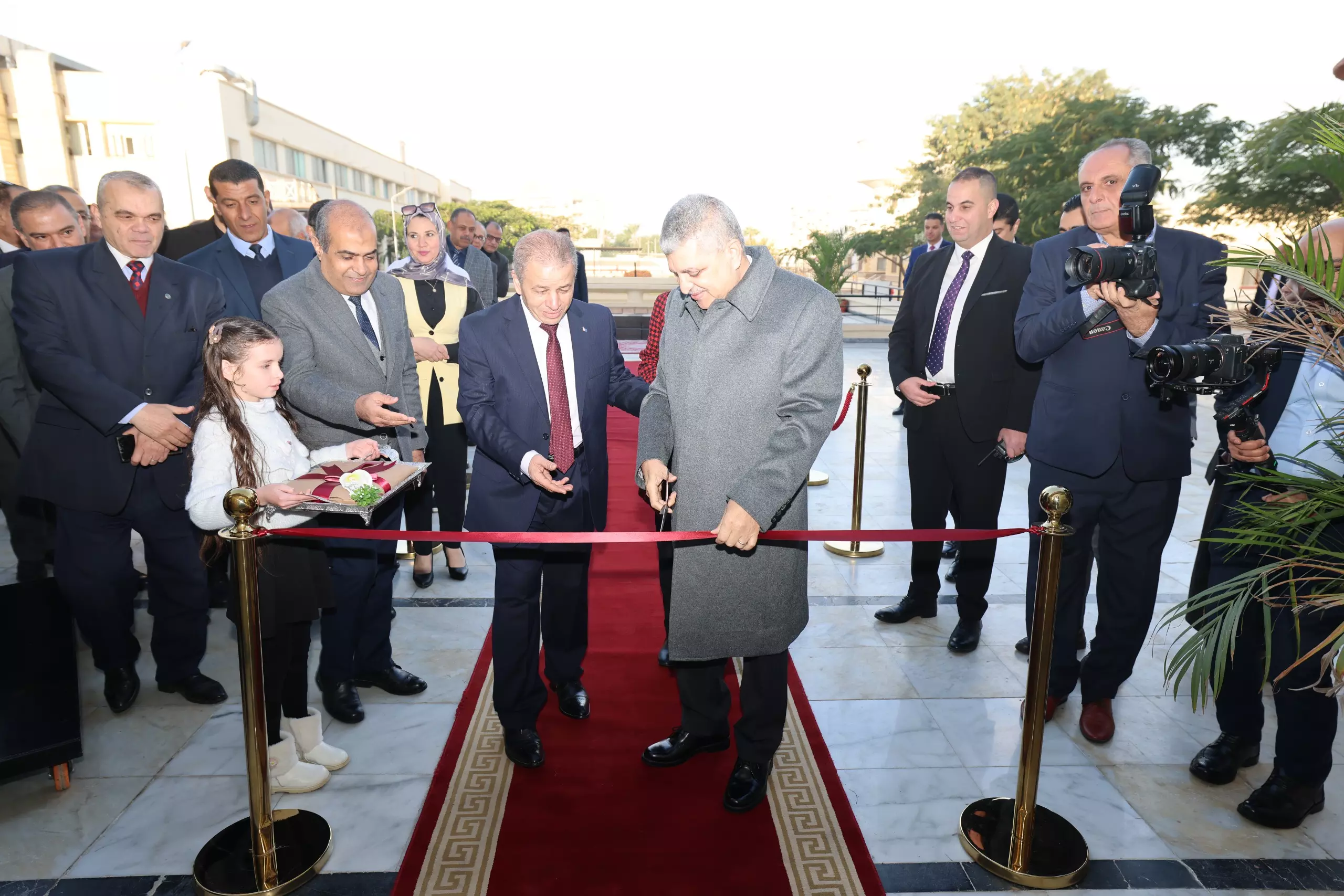 E6df7ef9d1d009eb4c0bebc9753fb61f