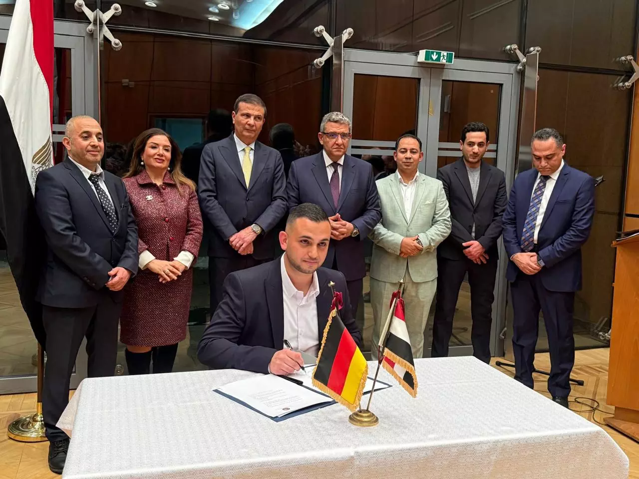 5503f7919c6b426b5ef9bc4ef34bdf26