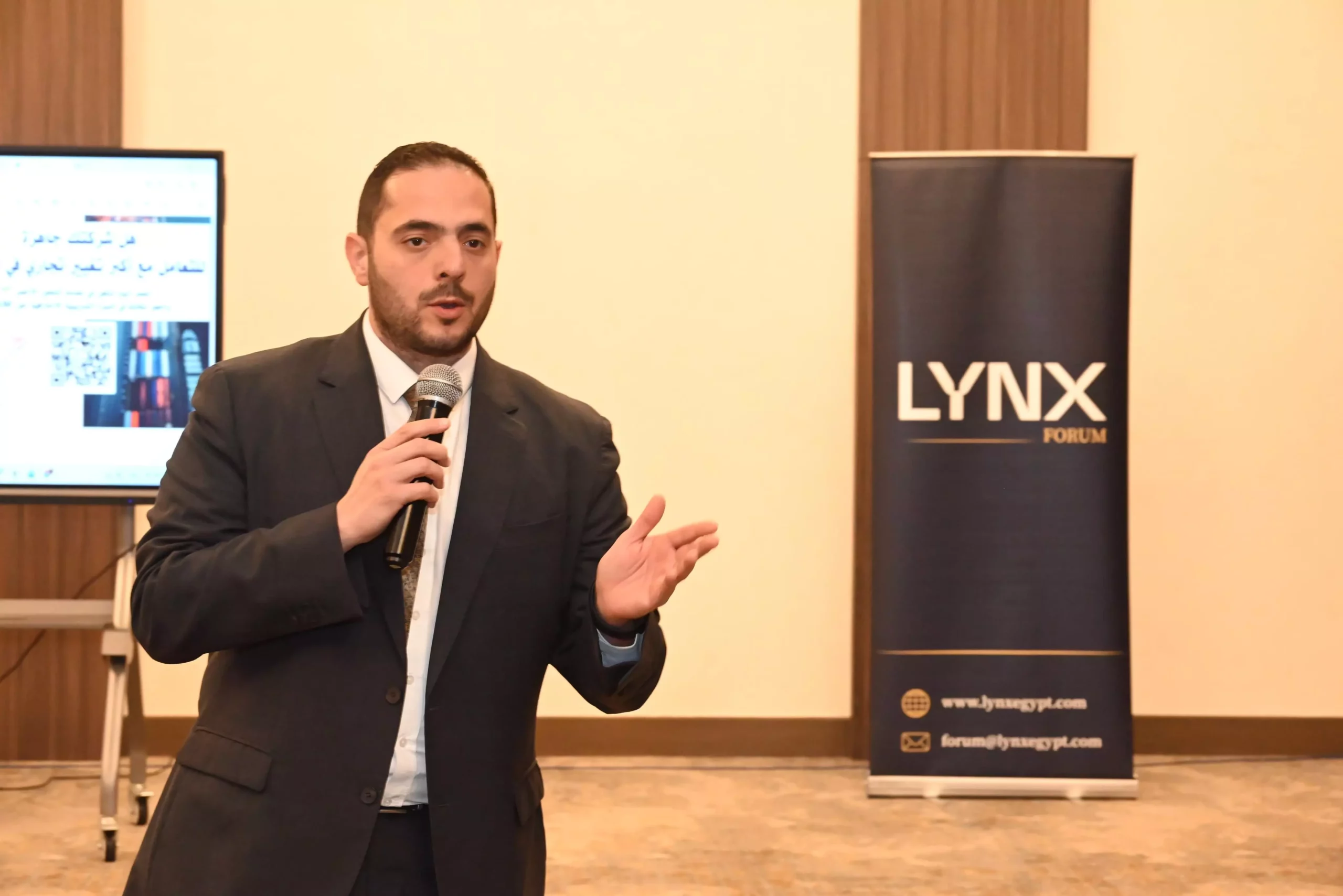 7f1ad53d09f8756f28ba716bc5335182