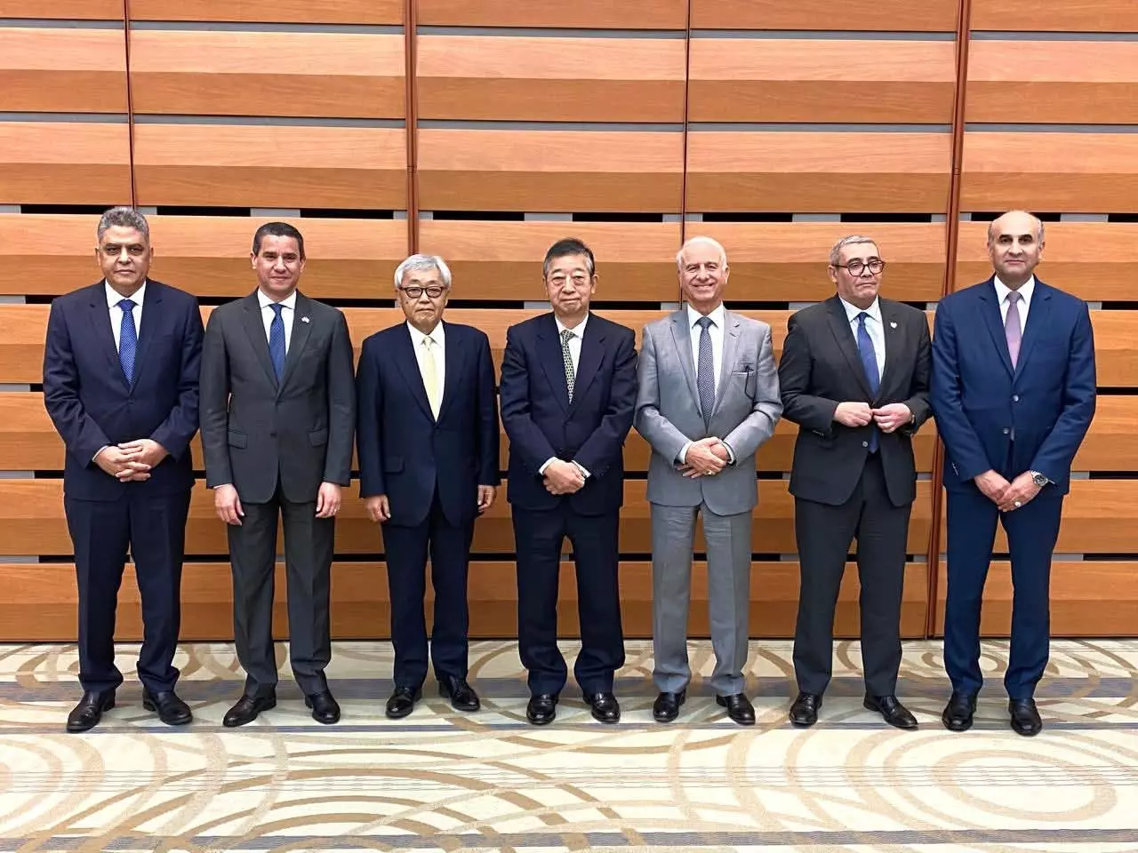 8ed81214455b2625d8ee187cb8a6c838