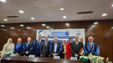 وزير السياحة يشهد مناقشة رسالة دكتوراه لمعاون الوزير للطيران حول إدارة التراث الحضاري والتنمية المستدامة