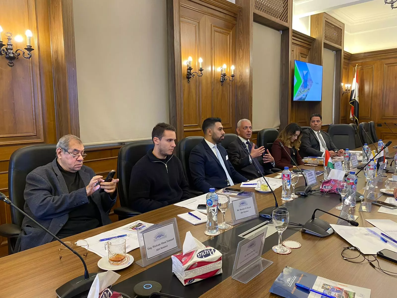 جمعية رجال أعمال إسكندرية تناقش مع " مسؤول مكتب غرف دبي في مصر" آفاق التعاون والفرص التجارية لتعزيز بيئة الأعمال