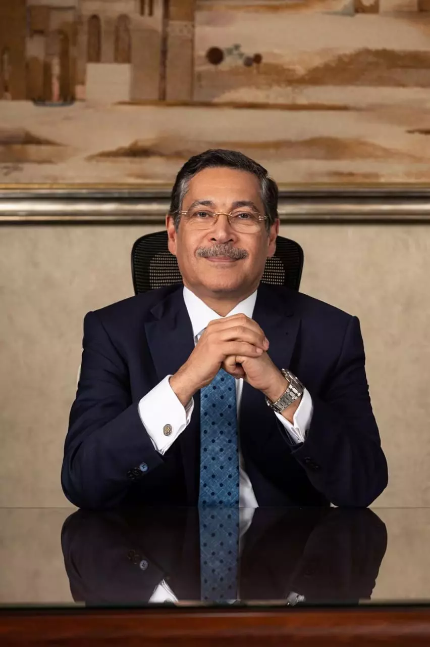 04b81cf3026e44eb1957fd9a98c2c1f9