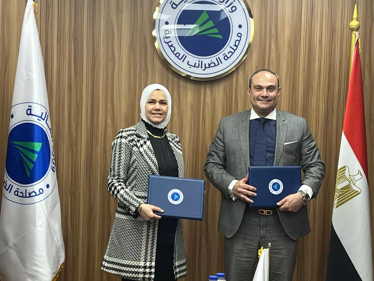 093b69ec3eea7e8aa1bd4af082e915cd