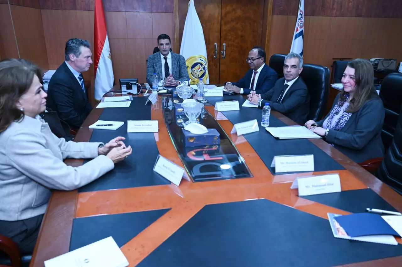 157899e0829c522059507fa986b5eb28