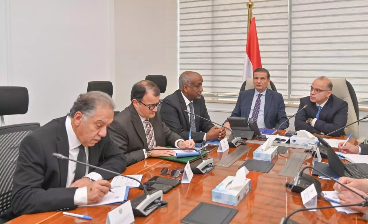 356e3ae2e4f9a120e63c8e64b8cd2ad8