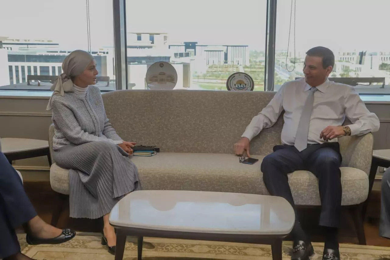 5e2b7d2b5afc70321e0ff9f3bcbe5878