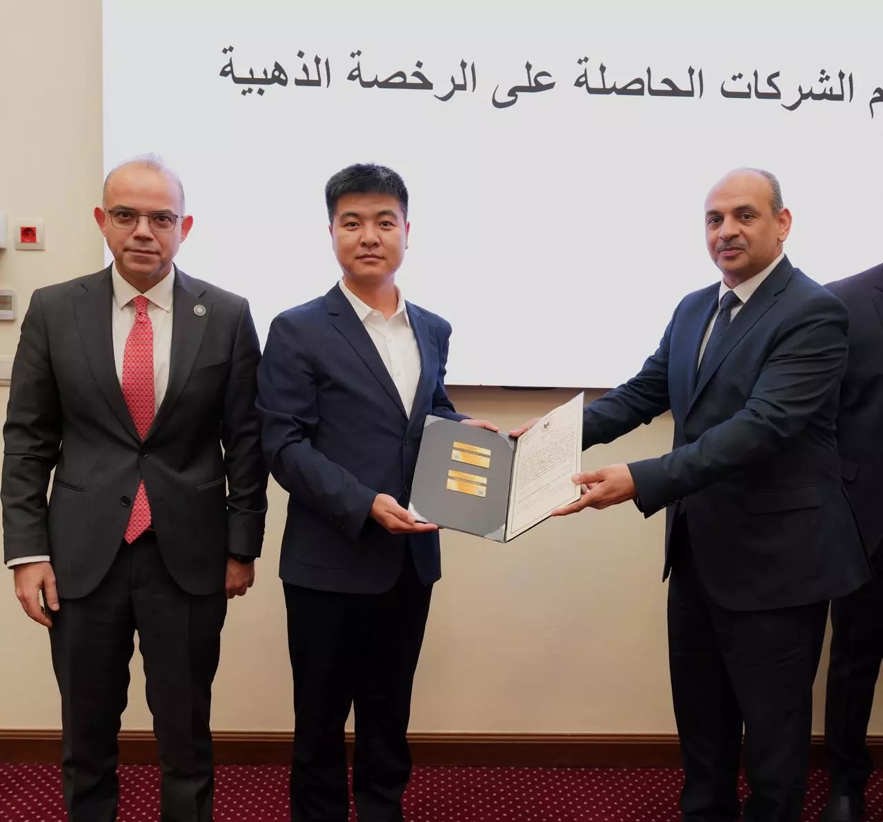 9a32d2c3b08bfde78bf3b1ca19ee072b