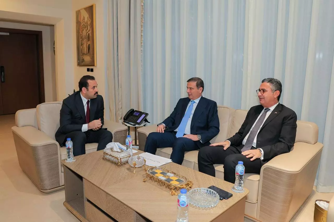 60b6e9a75cfca0a7025ce6e4e5d94544