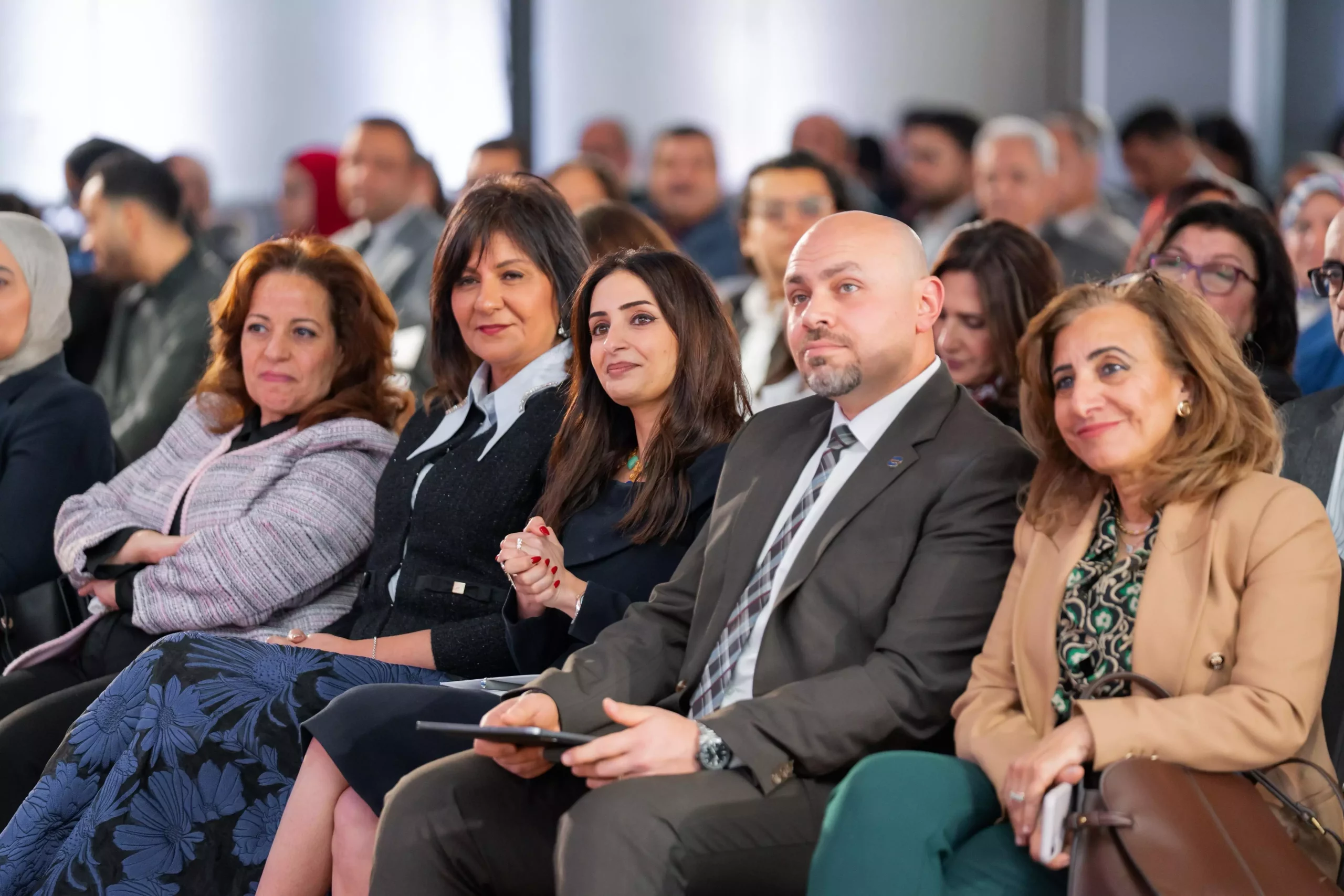 60c8c2fae850ddc807207ba5f0f9b408