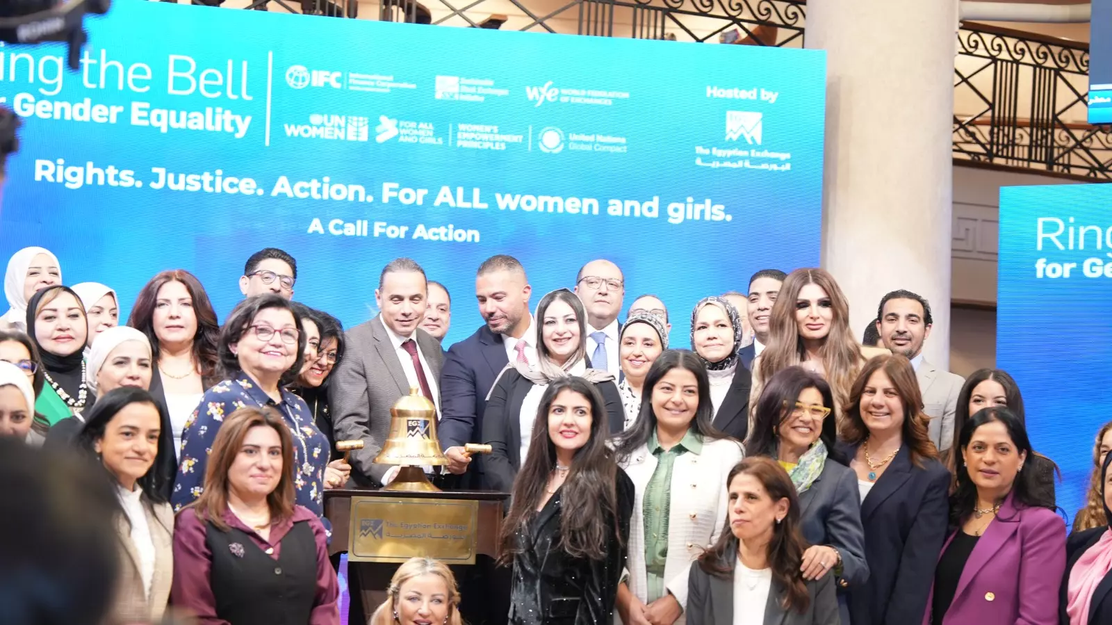 6406cd0551cc7fee577a325401b69567