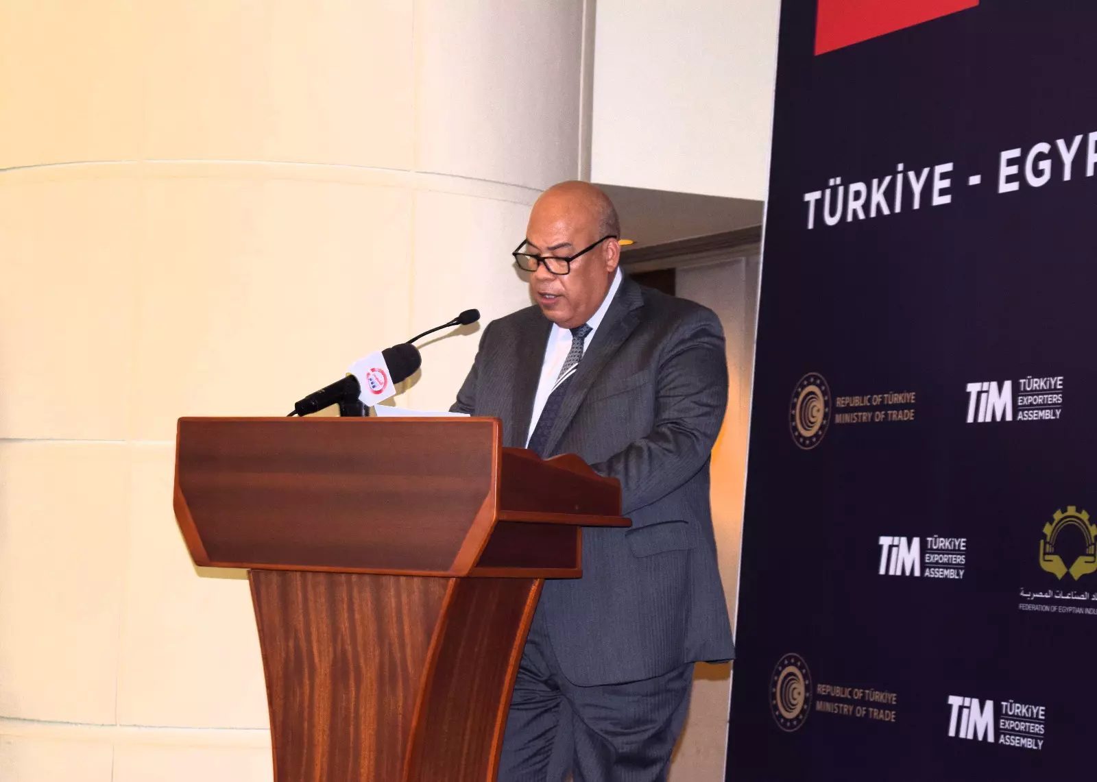 647a1cd35828b0a90b03aee205891896