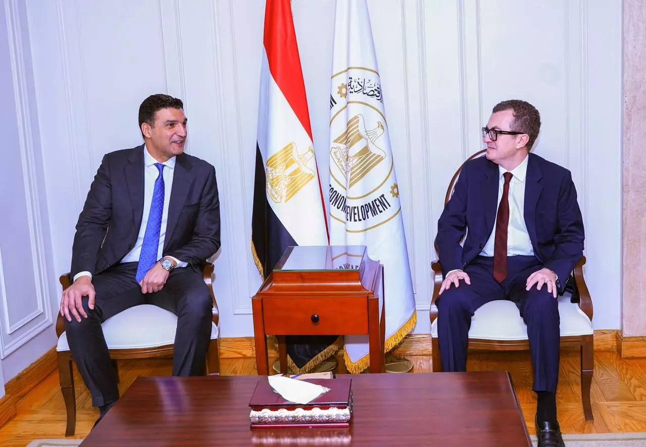 796891ad657842bdf7f7eb42e2a20e51