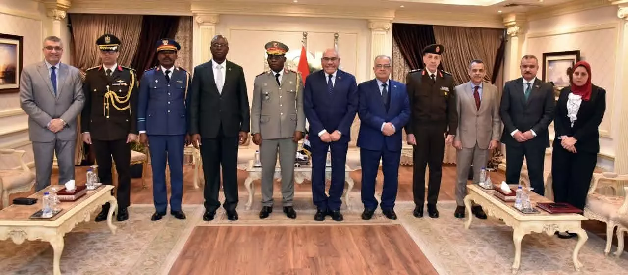 79ea8df9d1ef4782afd08d67969e1373