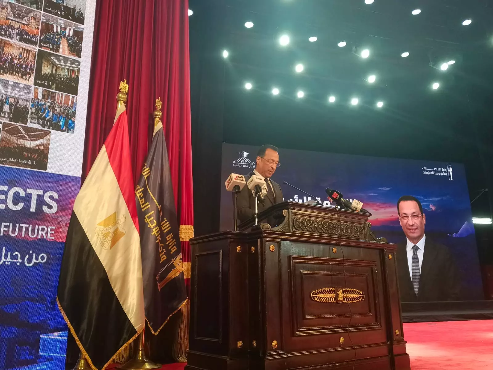 82e0ea499cca3ee55ab8c2592c0689f2