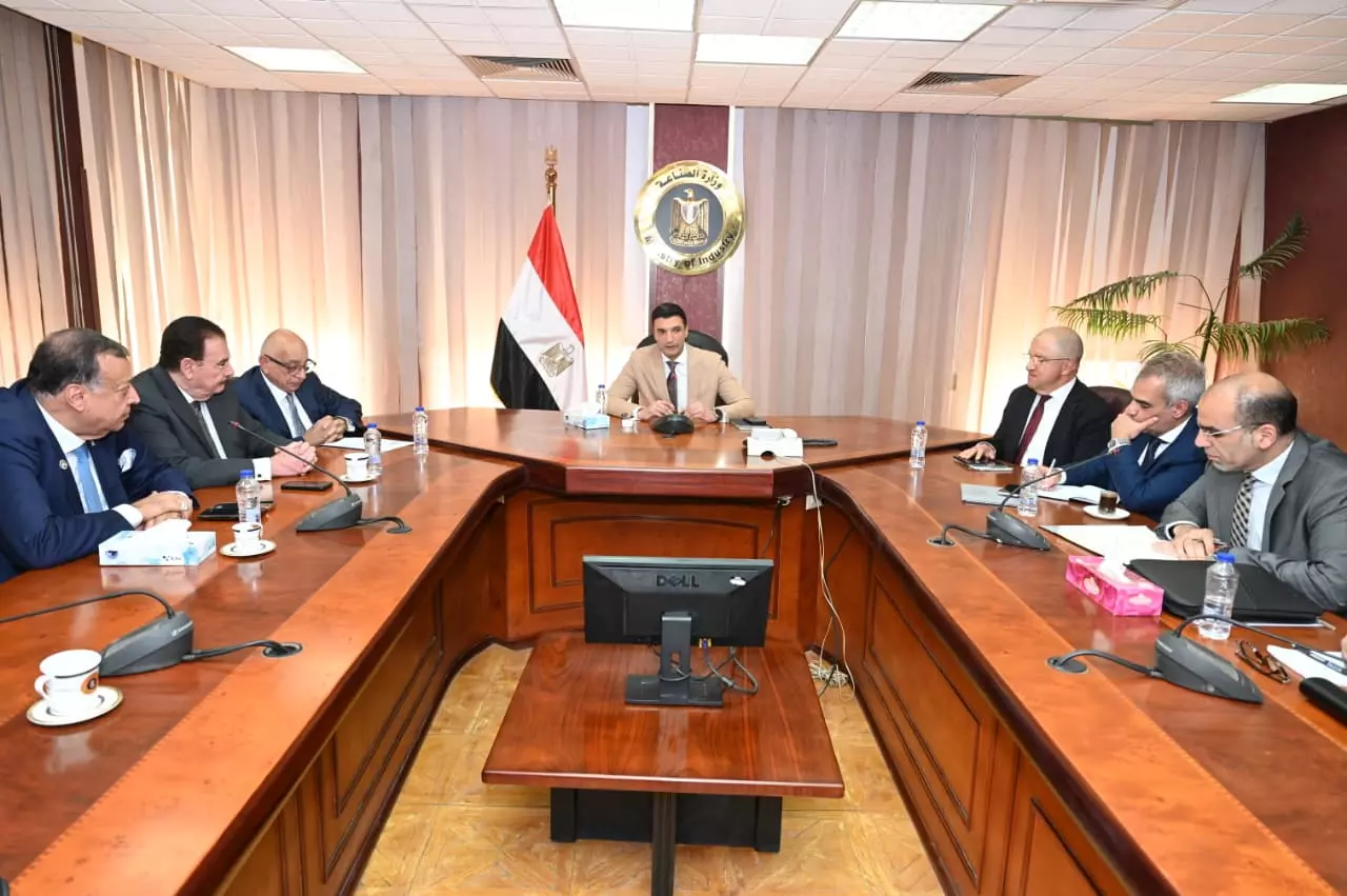 97e8b5d4a37bacb8c9495589f08825f3