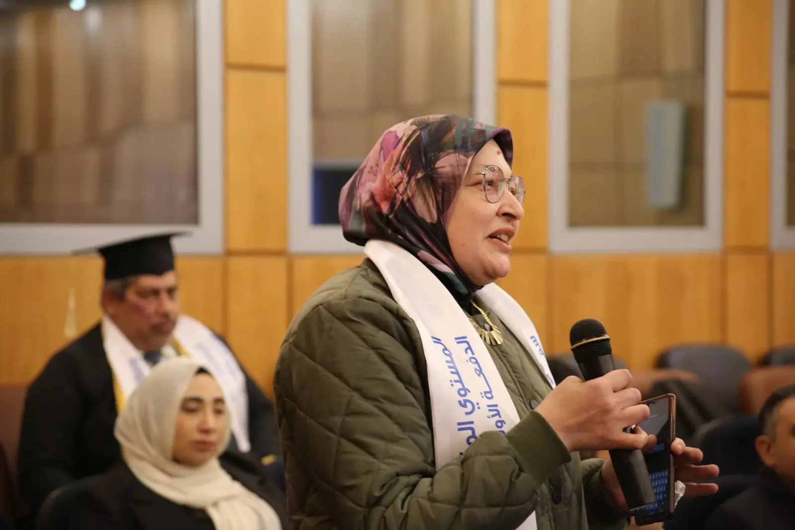 Cb48dccda8e1916f337bbe3cd38b495e