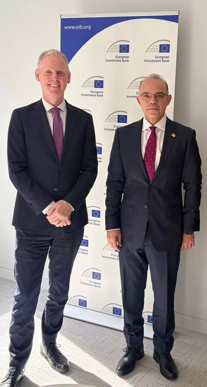 E62d76ec04d0c8654930d828742f082f