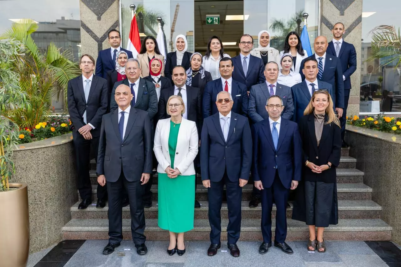 E63a408465c128c19712c6a26f05f7bd