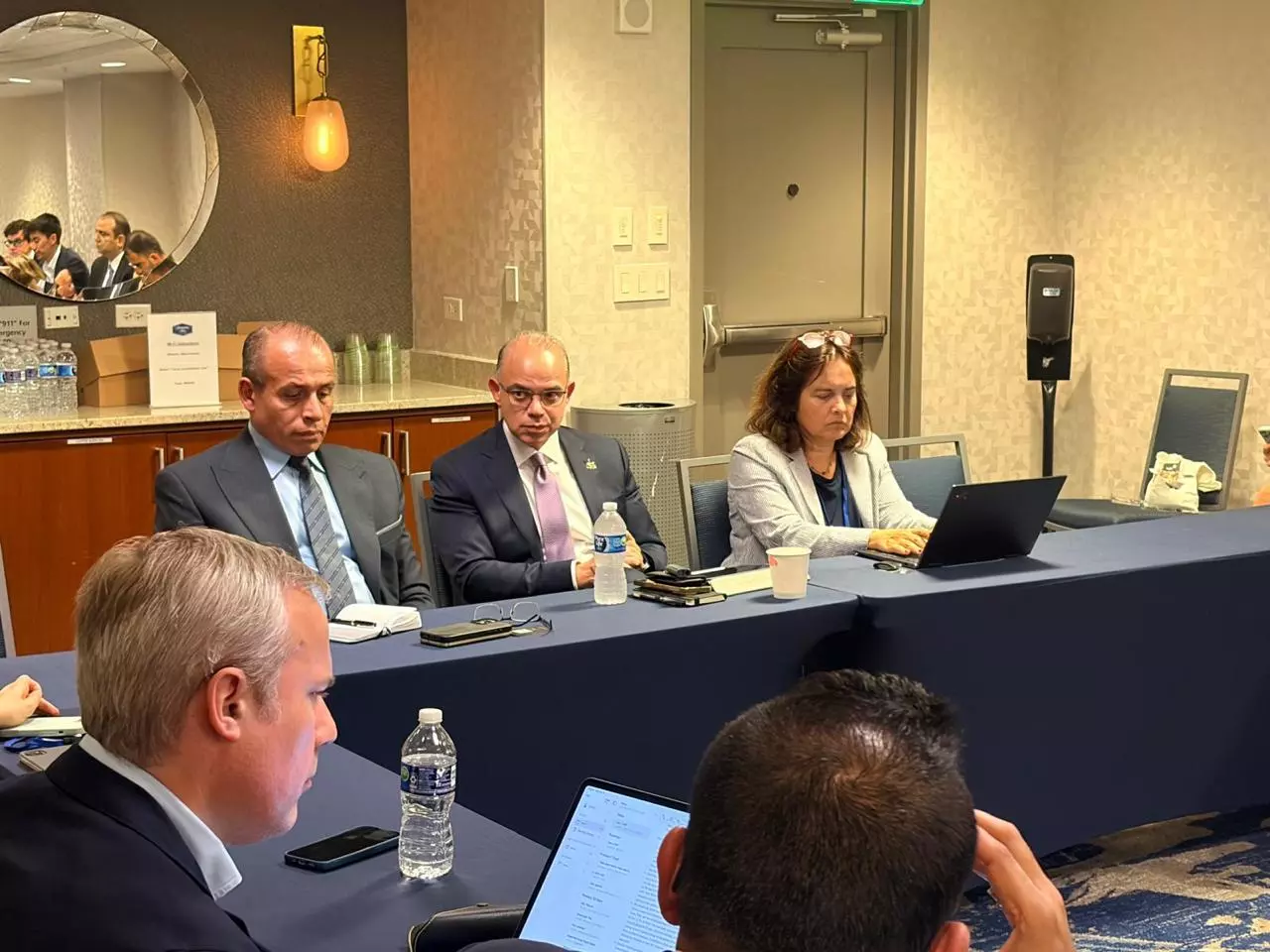 Ebf79b16ee62a27c2c4e6a164d2ca722