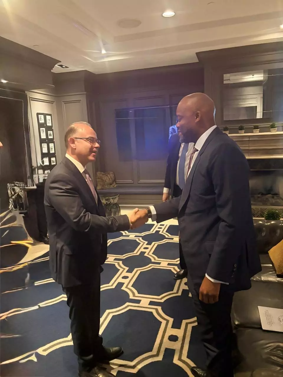 F5ec5113788e258b36330d4c17a4ee16