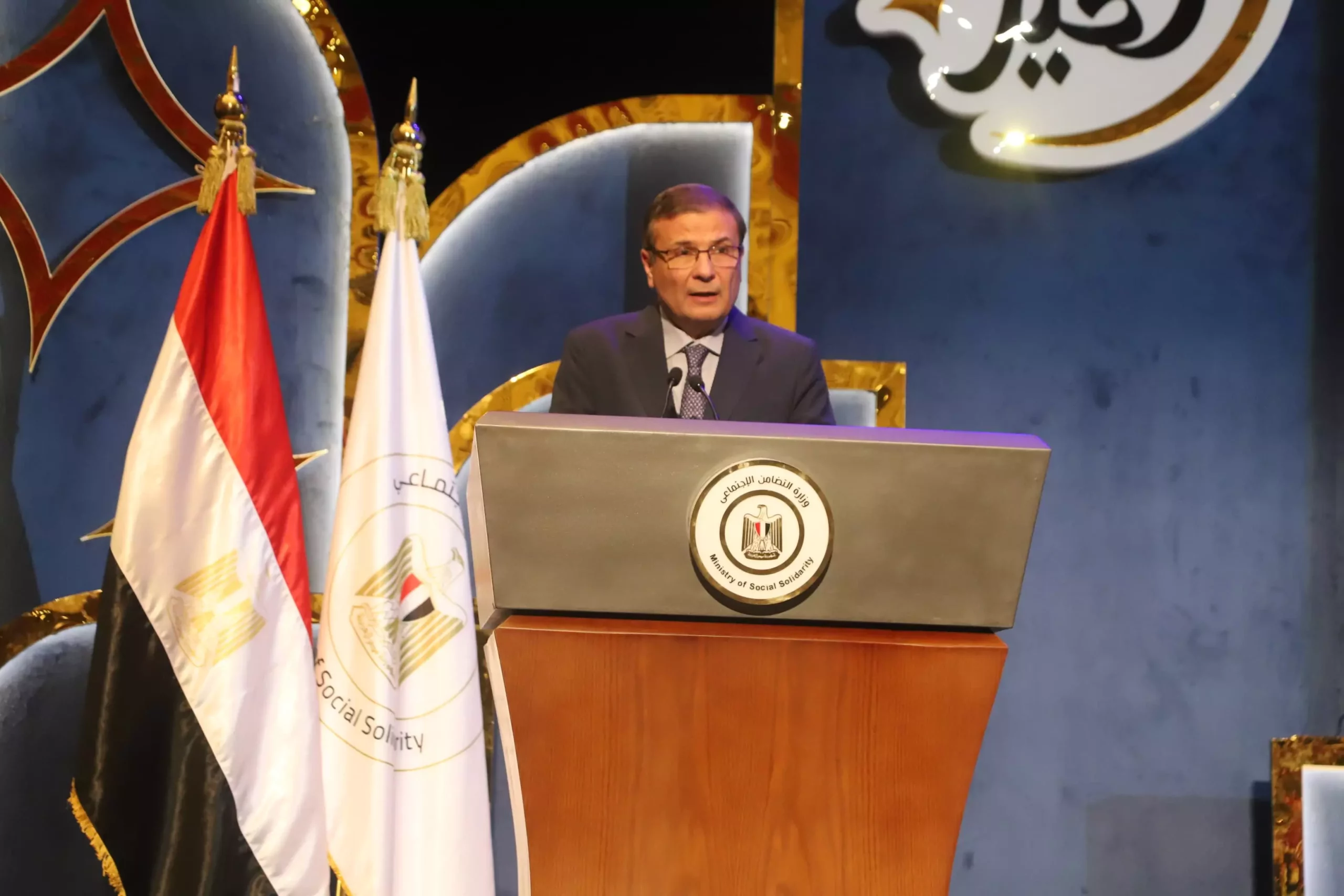 Fd9b49a08211e079d50abe55ef42637a