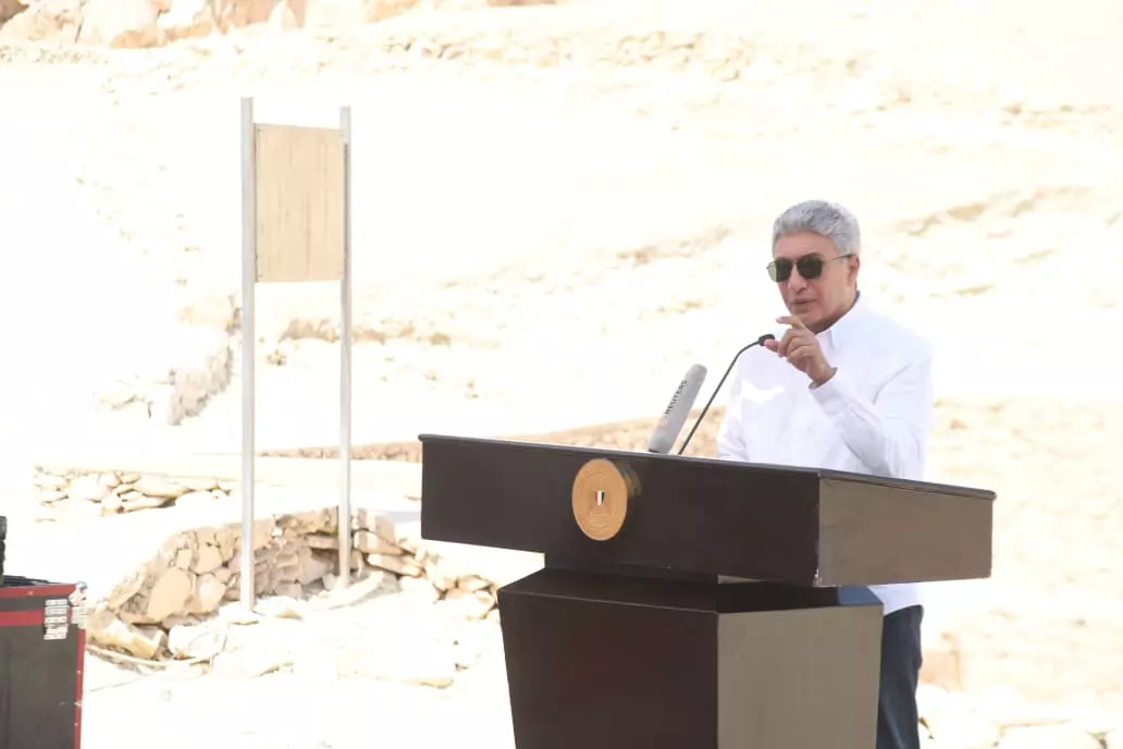 شريف فتحي : صون الآثار على رأس أولويات الوزارة واستدامتها للأجيال القادمة