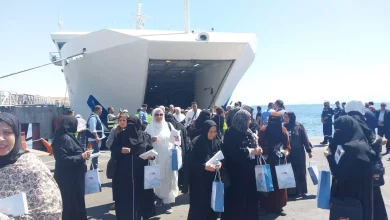 السياحة : وصول 32 حافلة سياحية تقل 1424 حاج بري حتى الآن إلى الأراضي المقدسة